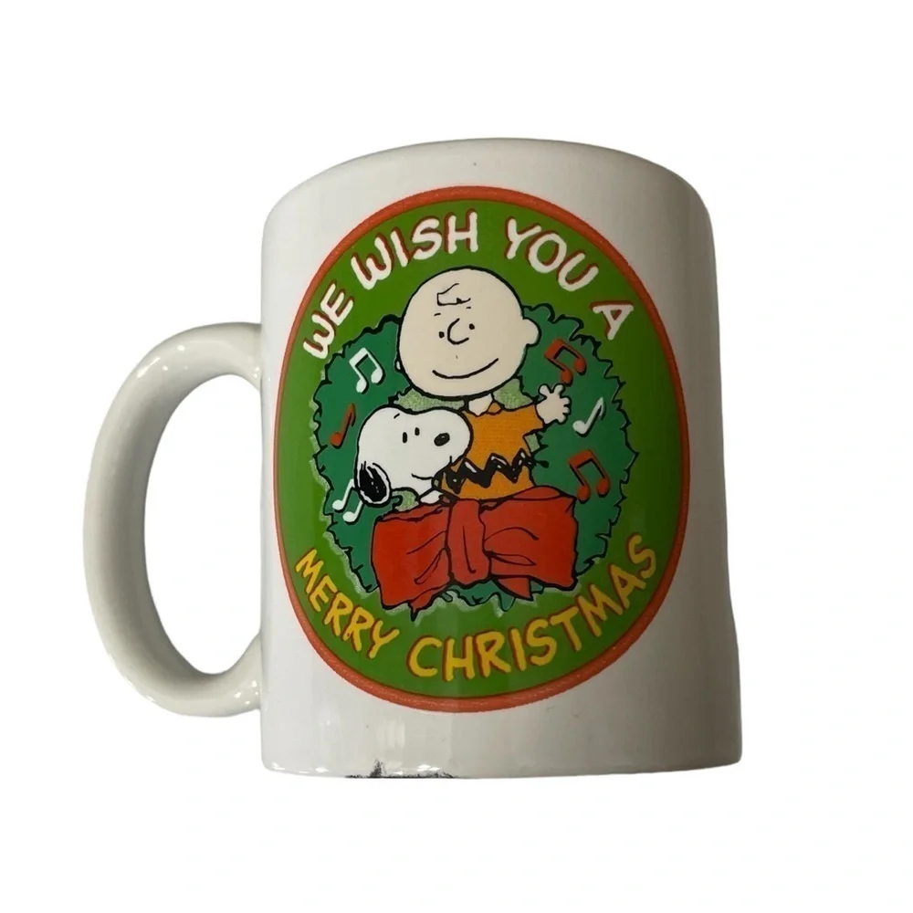 Peanuts snoopy santa